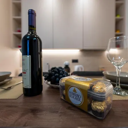 Apartman Aurora Lux 18 *